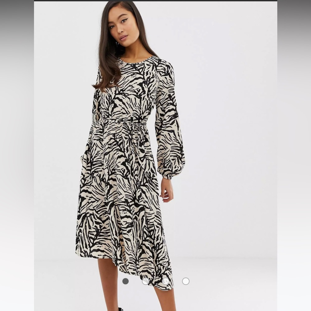 Miss Selfridge Midi Dress in Zebra print size 4